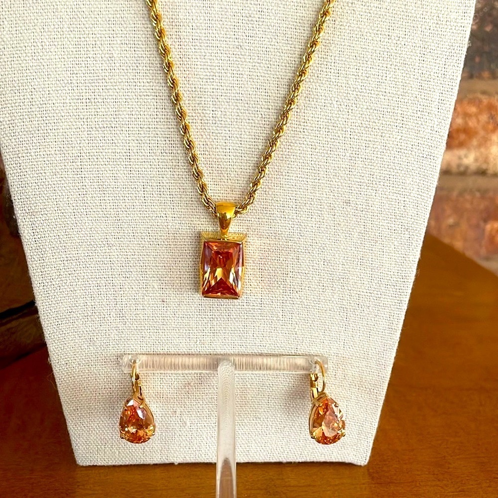 Citrine pendant necklace and tear drop earring set 925 sterling marked